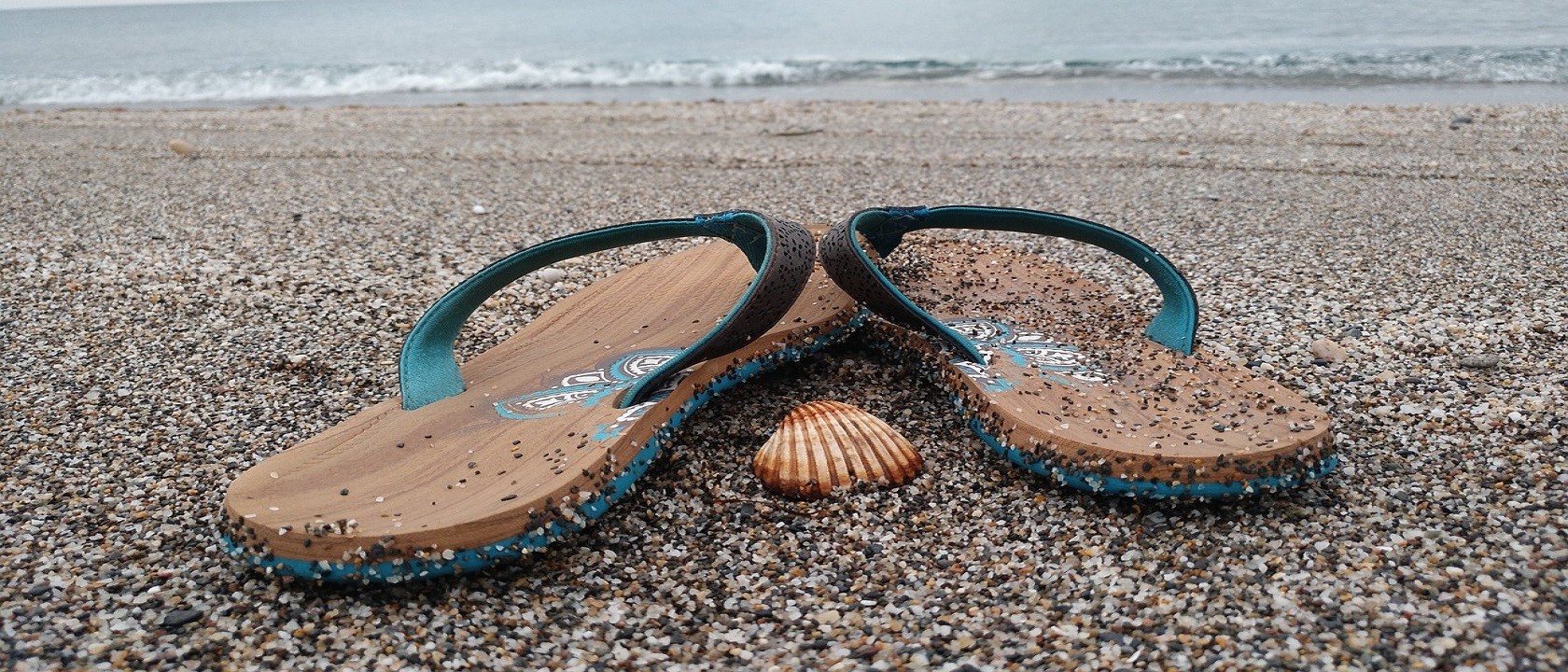 Porcellana il la cosa migliore Pantofole della spiaggia di Flip-flop sulle vendite